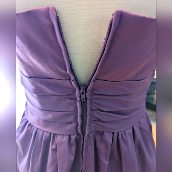 David's Bridal Mauve Strapless Dress Size 2 - Picture 5 of 7